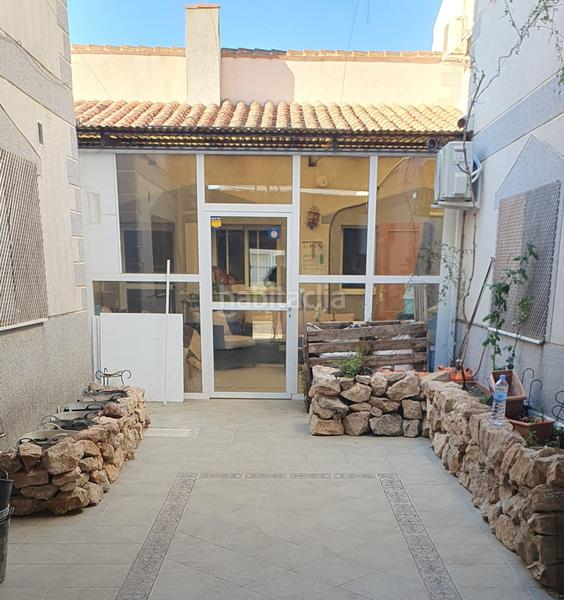 Foto ffd29616-cfa0-45e5-885a-a14e62df1eba. Edificio complejo turístico en Marines