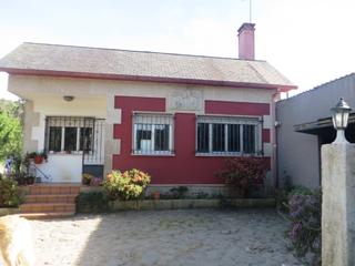 Maison à Caldas de Reis. Casa con terreno en venta en caldas de reis