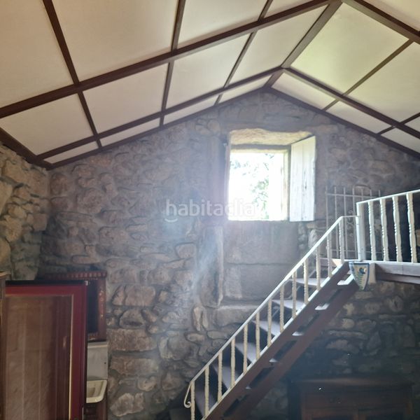 Foto afc9dc54-3900-4abb-b848-51d2fc2ba8ff. Casa venta casa rústica para restaurar en Barro
