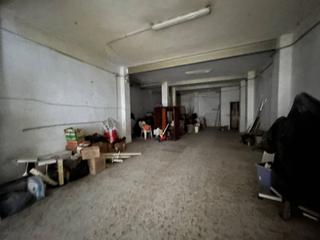 Locale commerciale  Carrer carrer de felip pedrell. Si estas interesado en visitar esta  vivienda u otra estamos a t