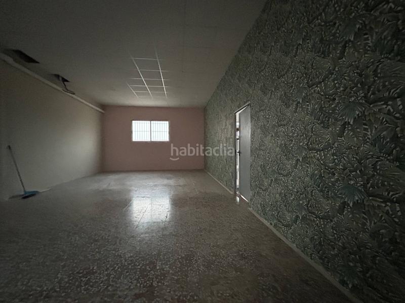 Foto 5ed4bcb6-0ca6-487d-9bbd-f53754aa22d3. Casa pareada casa de campo, 6 habitaciones, 3 baños, nave, matola, elche en Elche / Elx