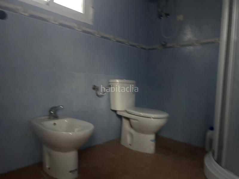Foto c8fe34bb-4b2b-4457-9580-a823499bcebf. Casa pareada casa de campo, 6 habitaciones, 3 baños, nave, matola, elche en Elche / Elx