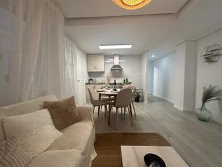Pis  Calle porta d'alacant. Piso, 3 habitaciones, 2 baos, centro, elche