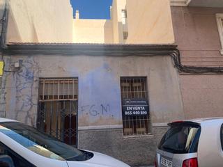 Casa  Calle jose romero lopez. Planta baja, solar, carrus, elche