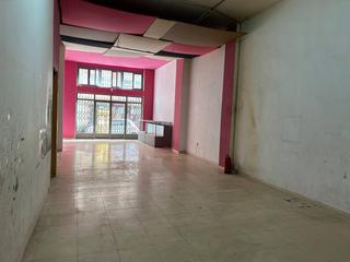 Locale commerciale  Calle maestro giner. Local comercial 263m2 1 baño, corazón de jesús, elche