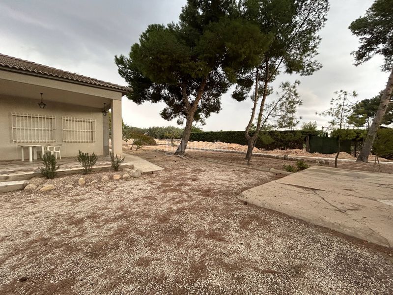 Foto 71952c34-6826-4eb9-863e-65e0e22b6317. Casa amb calefacció a Jubalcoi Elche / Elx
