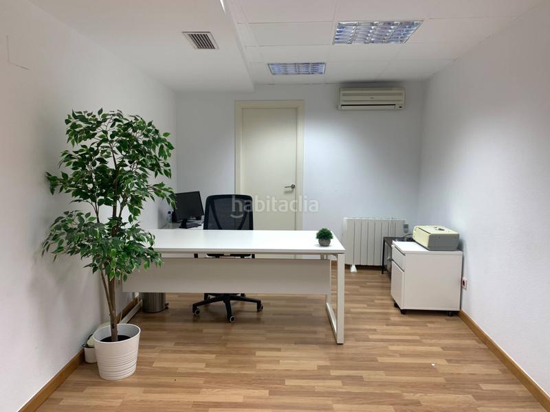 Foto 1886bd4c-a75d-4af1-8c65-f72be3836284. Affitto ufficio con riscaldamento in Centro Elche / Elx