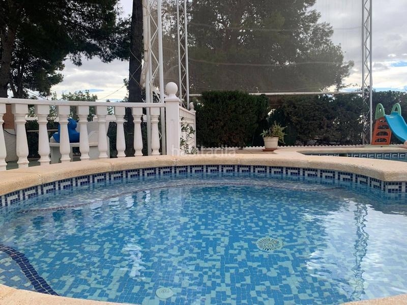 Foto 0819064f-5672-491d-bb1c-7343255f5f89. Xalet amb calefacció aparcament piscina a El Toscar Elche / Elx