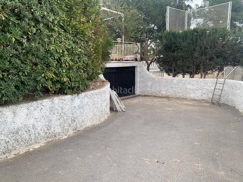 Foto 0b075a04-d3a2-4755-8df7-97e57c1f105f. Xalet amb calefacció aparcament piscina a El Toscar Elche / Elx