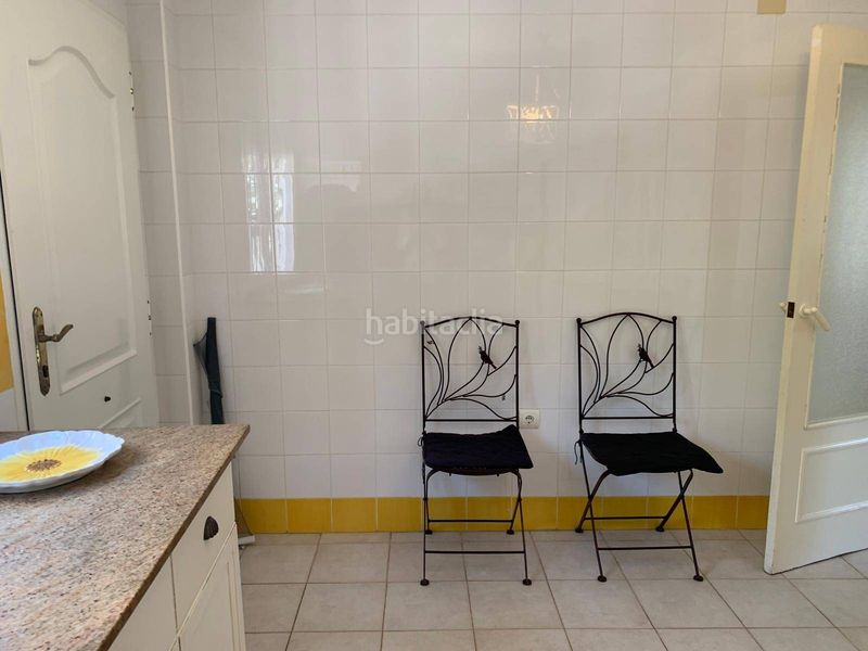 Foto 4978b7b8-1f7d-42b6-bdba-ca8e1d7dd65f. Casa amb aparcament piscina a calas Santa Pola este Santa Pola