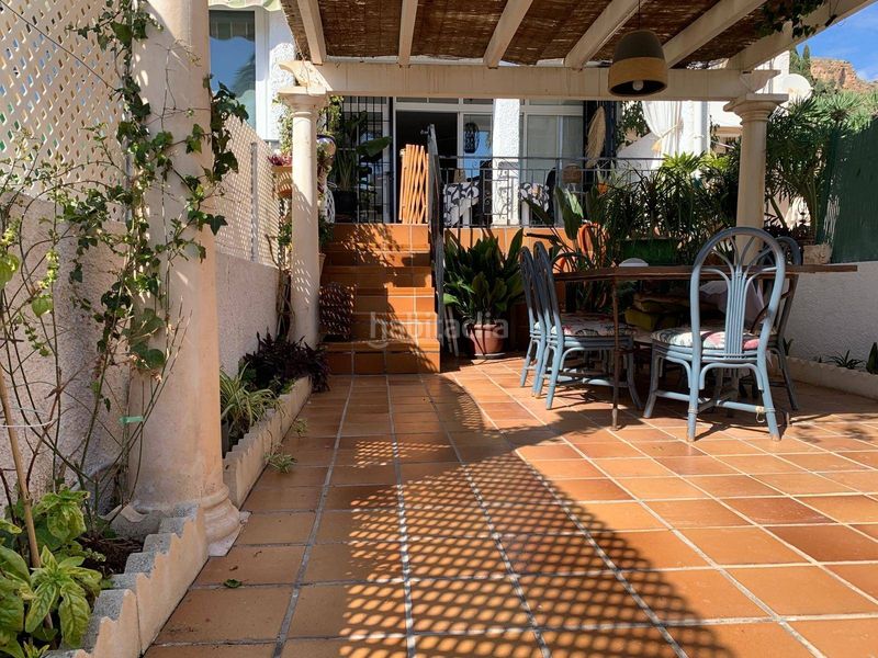 Foto 855e672d-9db7-42f0-a278-c06f5a10ad66. Casa amb aparcament piscina a calas Santa Pola este Santa Pola