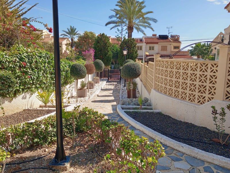 Foto af2ec90e-1da1-438f-ad45-608bc69749e0. Casa amb aparcament piscina a calas Santa Pola este Santa Pola