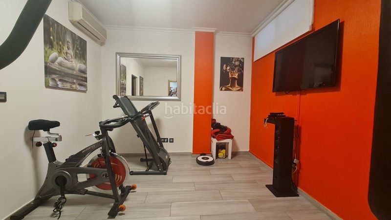 Foto d18be918-aa8c-4be6-9cbf-0a84e73c3c73. Casa amb calefacció aparcament piscina a Ciutat Universitària Elche / Elx