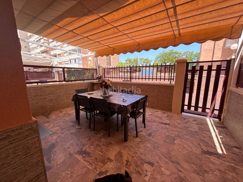 Foto d6940279-577f-4c39-b3d2-f9fda8bd8e89. Casa amb calefacció aparcament piscina a Ciutat Universitària Elche / Elx