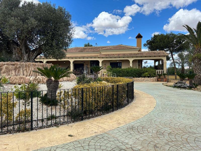 Foto b6722695-4409-4b0f-b20a-8bcd3eebb00c. Xalet amb calefacció piscina a Valverde Elche / Elx