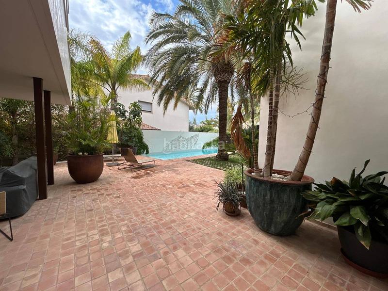 Foto aab60612-3535-4700-9d3c-1febedc57b9a. Xalet amb calefacció aparcament piscina a Ciutat Jardí - Torreta Verdí Elche / Elx