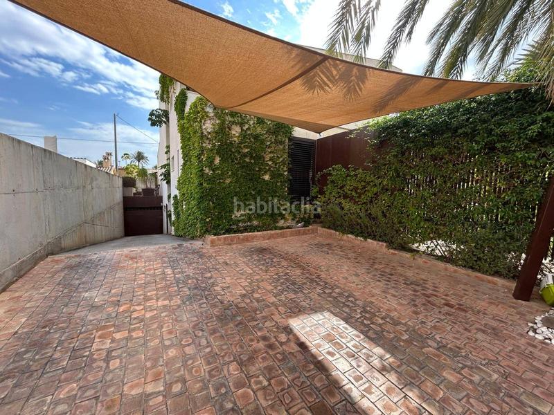 Foto d3f0842a-2c0e-48c3-b48e-e5acf98b7094. Xalet amb calefacció aparcament piscina a Ciutat Jardí - Torreta Verdí Elche / Elx