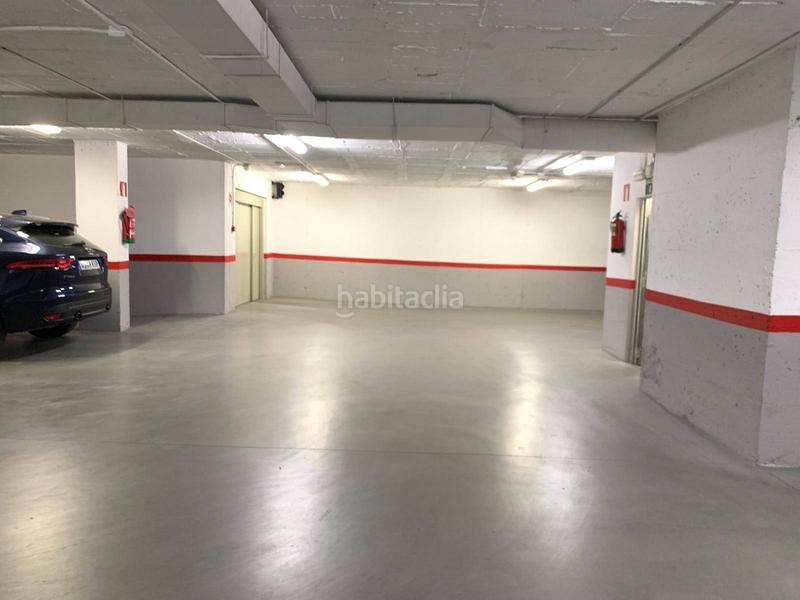 Foto 0f8fb0c8-3b39-4d90-9e50-53c67f441fb8. Aparcament cotxe a El Raval - Portes Encarnades Elche / Elx