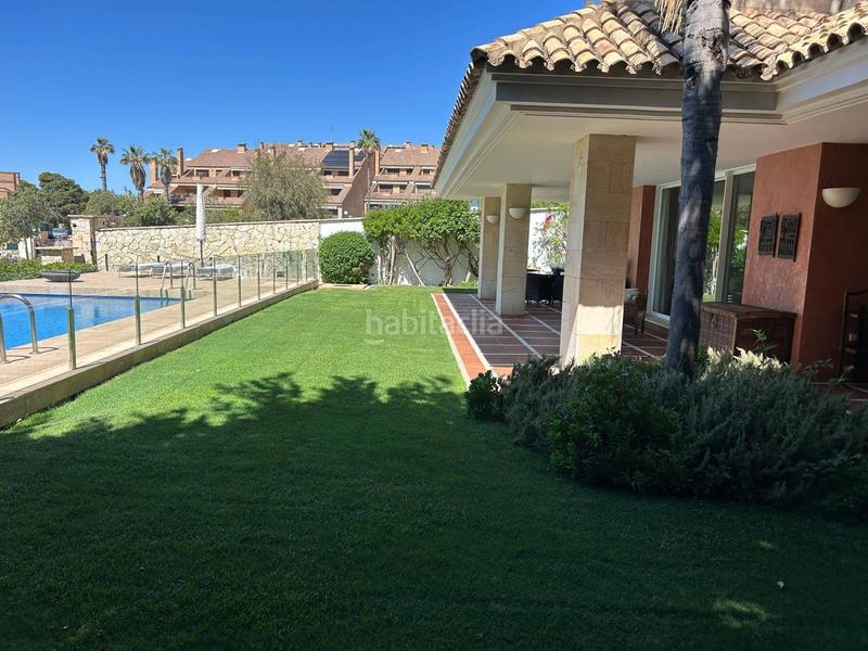 Foto 3bb67bd9-dcbc-4e9e-9d30-51ce04095054. Chalet , 7 dormitorios, 6 baños, 2 aseos, piscina, garaje, san juan , en Alicante