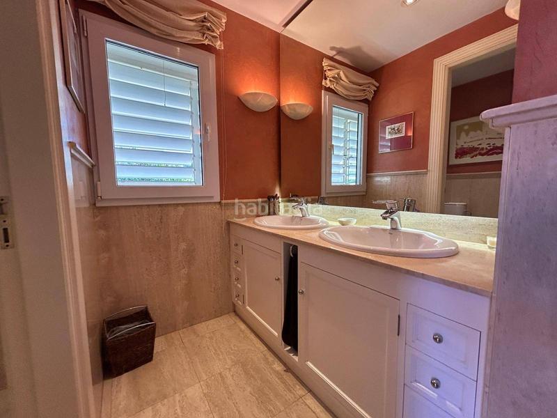 Foto 91419fa3-6d79-4657-8f72-a246aef9c686. Chalet , 7 dormitorios, 6 baños, 2 aseos, piscina, garaje, san juan , en Alicante