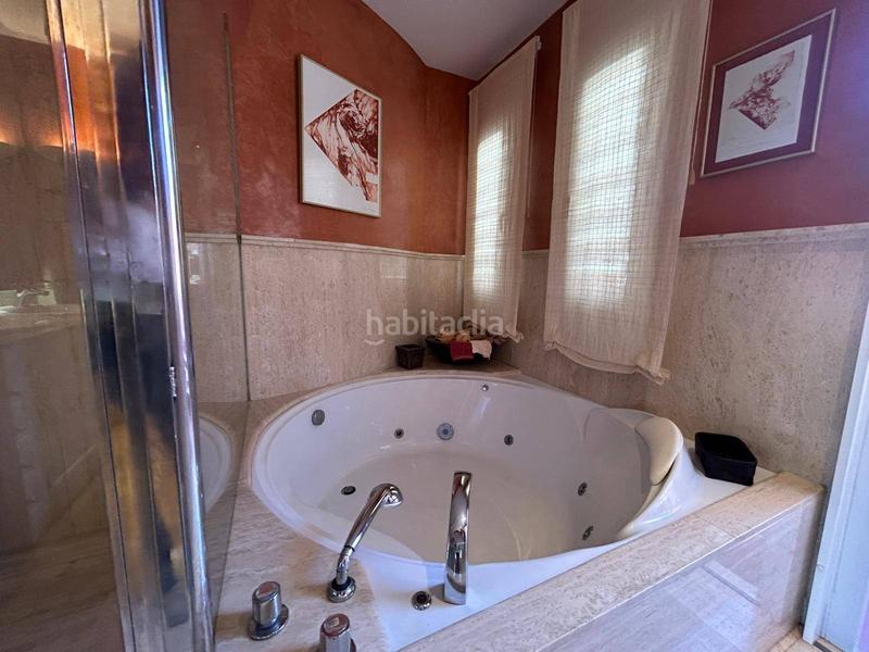 Foto b7a7cb3a-bf05-422b-9fa3-1be8ebf5f741. Chalet , 7 dormitorios, 6 baños, 2 aseos, piscina, garaje, san juan , en Alicante