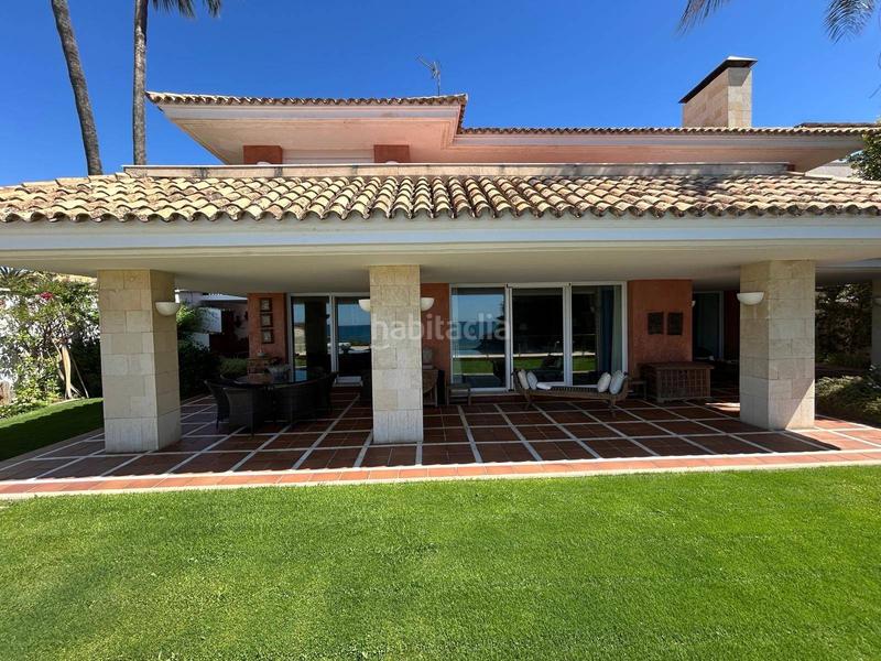Foto c7627205-b936-4406-b57e-51ec775e84ac. Chalet , 7 dormitorios, 6 baños, 2 aseos, piscina, garaje, san juan , en Alicante