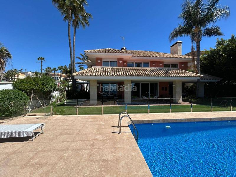 Foto cadaae1d-c8cf-4477-8449-ec903f5199e4. Chalet , 7 dormitorios, 6 baños, 2 aseos, piscina, garaje, san juan , en Alicante