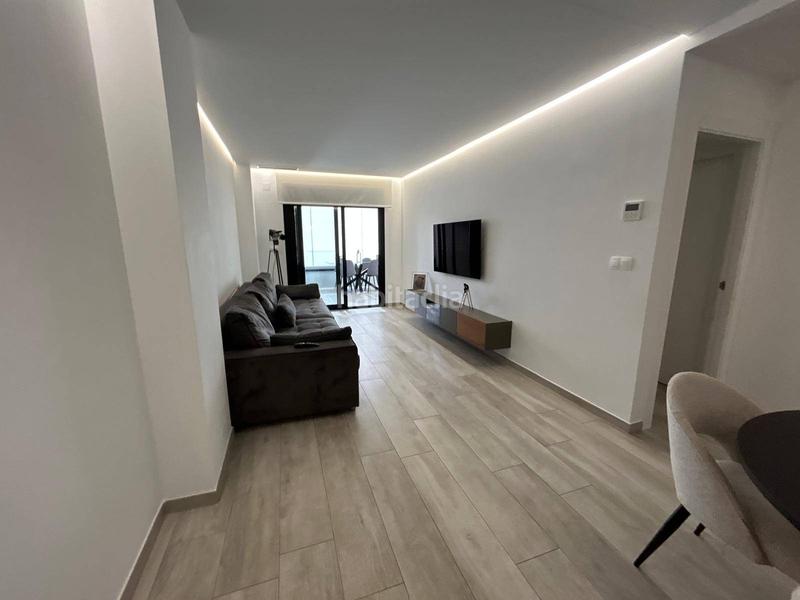 Foto a2b1cc50-e3df-47cb-ac7e-ede5cdc2d4d8. Pis amb piscina a El Travaló - Martínez Valero Elche / Elx