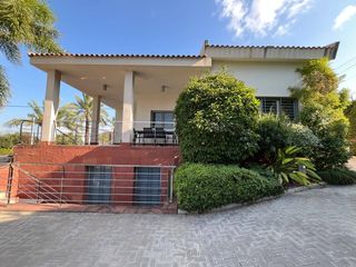 Chalet  Partida peña águilas. Chalet, 4 habitaciones, 5 baños, piscina, peña las aguilas, elch