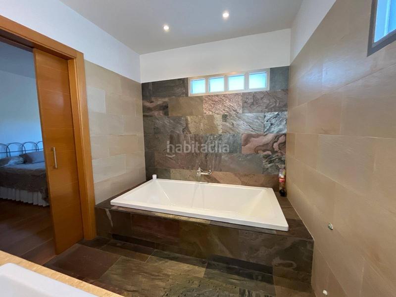 Foto ca6de427-5630-4238-82b5-36e9c90c3273. Chalet mit parking pool in Peña de las Águilas Elche / Elx