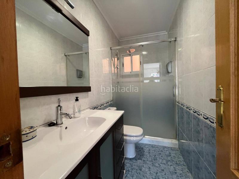 Foto 0ec0b728-d506-48a5-bdd8-17964587040c. Casa con parcheggio in El Travaló - Martínez Valero Elche / Elx