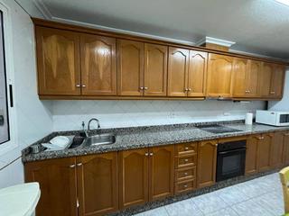 Appartamento  Calle de diego fuentes serrano. Piso, 3 habitaciones, 2 baños, sector v, elche