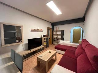 Rez-de-chaussée  Calle de francisco ruiz bru. Planta baja, 3 habitaciones, 1 baño, 1 aseo, toscar, elche