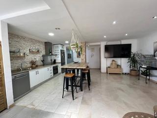 Pis  Carrer fernanda santamaría. Piso, 3habitaciones,2 baños, asilo, elche