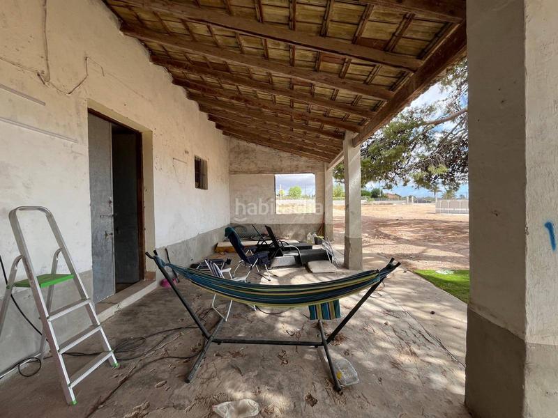 Foto 02629310-5725-43ee-b681-8f9dfb4d80dc. Xalet amb aparcament a Jubalcoi Elche / Elx