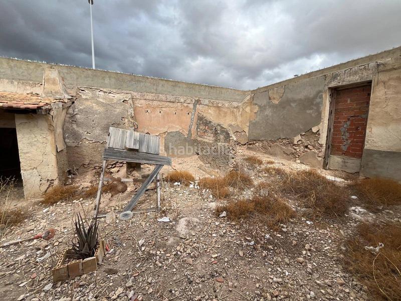 Foto d1c07383-a9f3-43a6-9958-74849b541a04. Xalet amb aparcament a Jubalcoi Elche / Elx