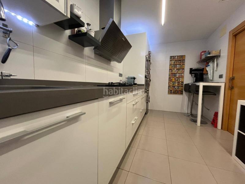 Foto f50d4168-6dc7-4303-ad30-3e6d06a673a5. Etagenwohnung mit parking pool in Sector V Elche / Elx