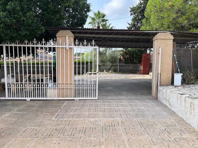 Foto 46f53737-d1e6-468d-94e0-3ae847bf75e0. Chalet con parcheggio piscina in Peña de las Águilas Elche / Elx