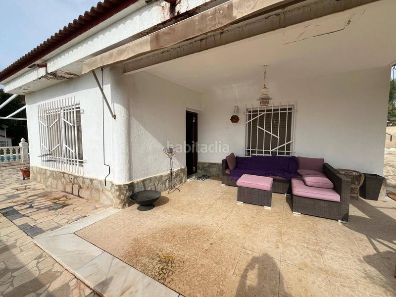 Foto bd9c952e-0363-422b-b395-bb97e4c416c9. Chalet con parcheggio piscina in Peña de las Águilas Elche / Elx