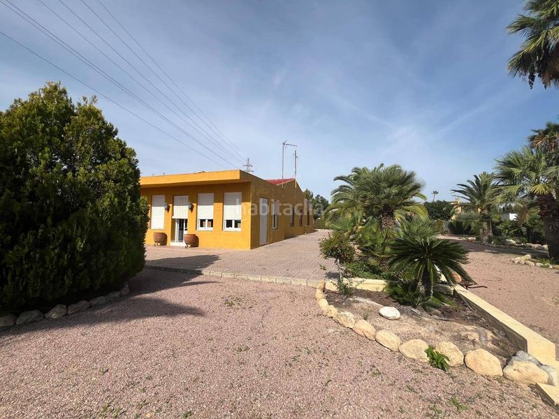 Foto 68cf926e-f3c5-4fce-b18b-4ac2eaaeb4c4. Xalet amb aparcament piscina a La Algoda - Matola - Llano de San José Elche / Elx