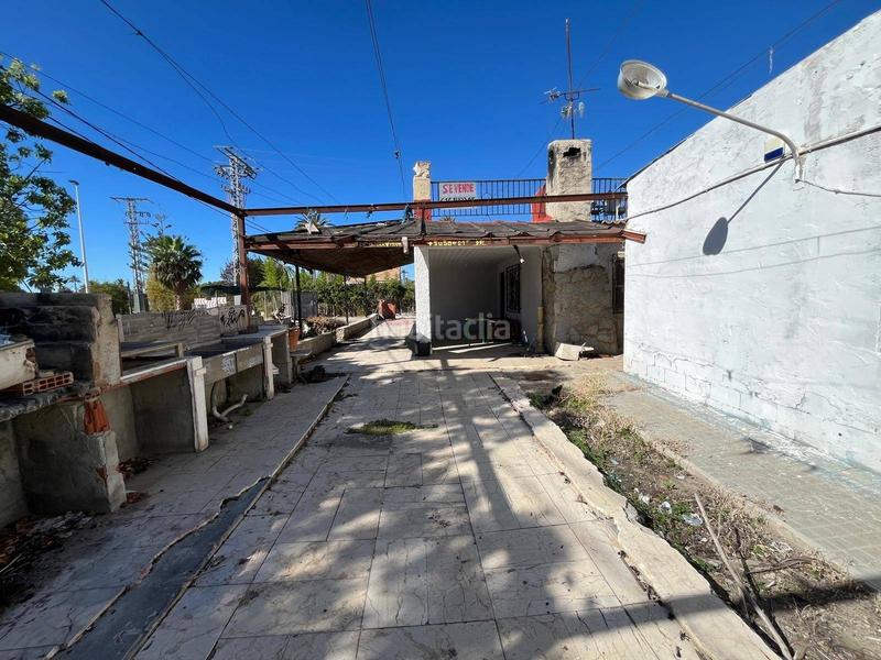 Foto bb24f7b1-d02e-4c84-bff4-70306eb9ef2c. Xalet amb aparcament a Algorós - El Derramador Elche / Elx