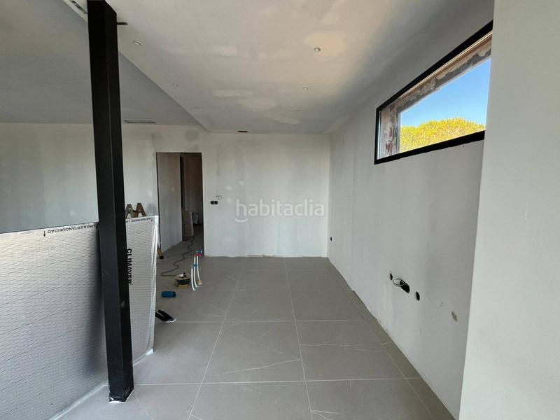 Foto 2613fb08-5c33-41cc-b56e-8c7f65809270. Chalet  , 4 habitaciones, 3 baños, piscina, parking, Valverde , elche en Elche / Elx