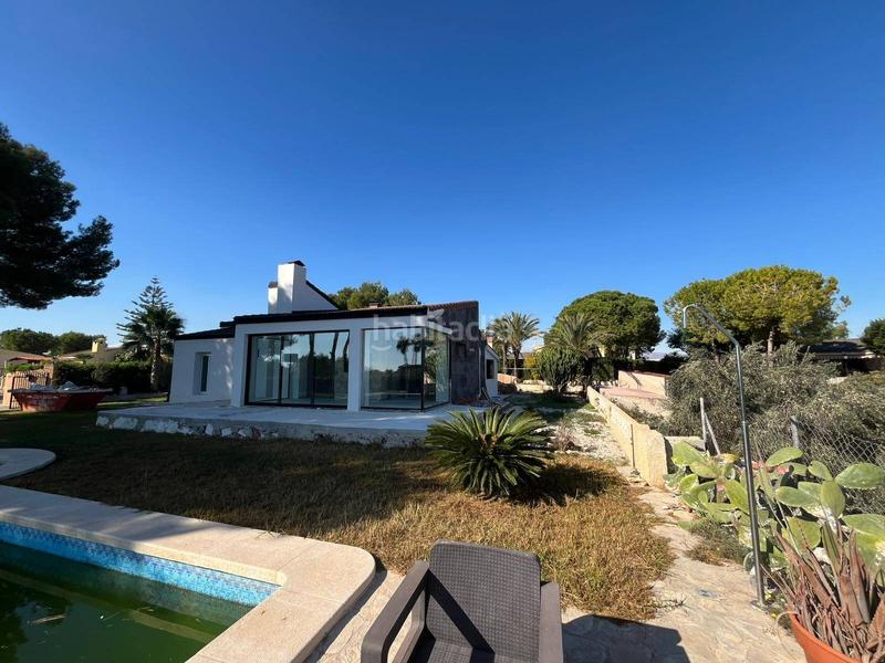 Foto a6c5c922-42b8-4ca1-81dd-c851b9b19492. Chalet  , 4 habitaciones, 3 baños, piscina, parking, Valverde , elche en Elche / Elx