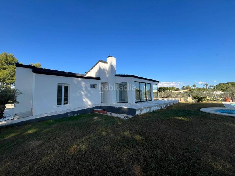 Foto f8470c18-b1ed-44c3-ad23-a43643917899. Chalet  , 4 habitaciones, 3 baños, piscina, parking, Valverde , elche en Elche / Elx