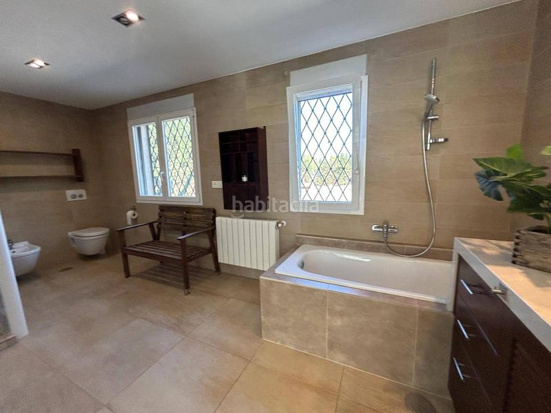 Foto 3e21b598-6471-4a2f-9181-cfbf7486a879. Chalet con riscaldamento parcheggio piscina in Alicante golf Alicante