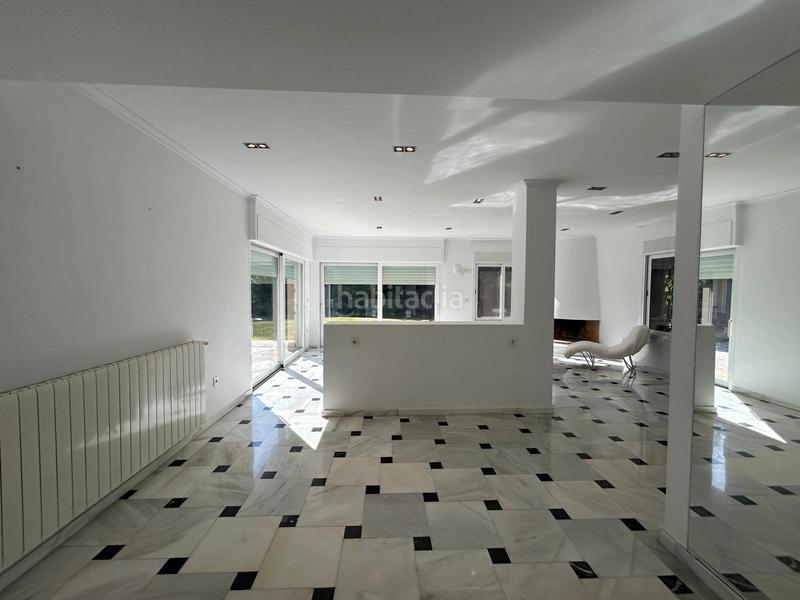 Foto d083af12-cc6f-4d7d-98de-eb500225cf00. Chalet con riscaldamento parcheggio piscina in Alicante golf Alicante