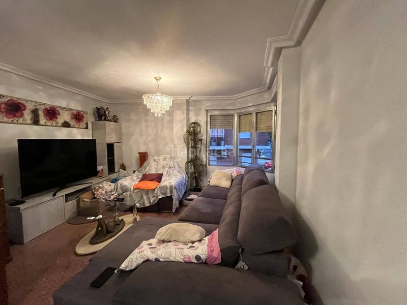 Foto a0e08a1d-ed2d-46ef-b12a-f493596891c5. Pis a San Crispín Elche / Elx