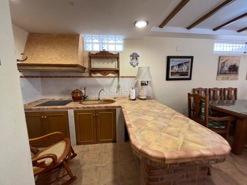 Foto 7835ceb5-5c52-44e1-b47b-35ef54b39423. Chalet avec parking piscine dans Jubalcoi Elche / Elx