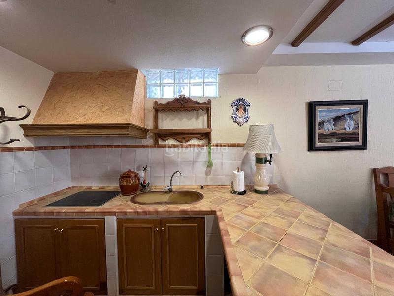 Foto cfdbc6c5-6bc7-4ec0-8c9e-979315d80be3. Chalet avec parking piscine dans Jubalcoi Elche / Elx