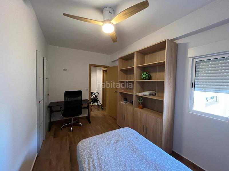 Foto ad6bee0d-5688-44b1-ab02-dc87a42846bd. Etagenwohnung in Ciutat Jardí - Torreta Verdí Elche / Elx